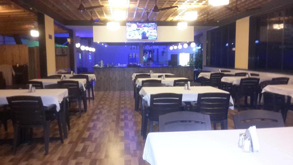 Br Holiday Resort Calangute Esterno foto